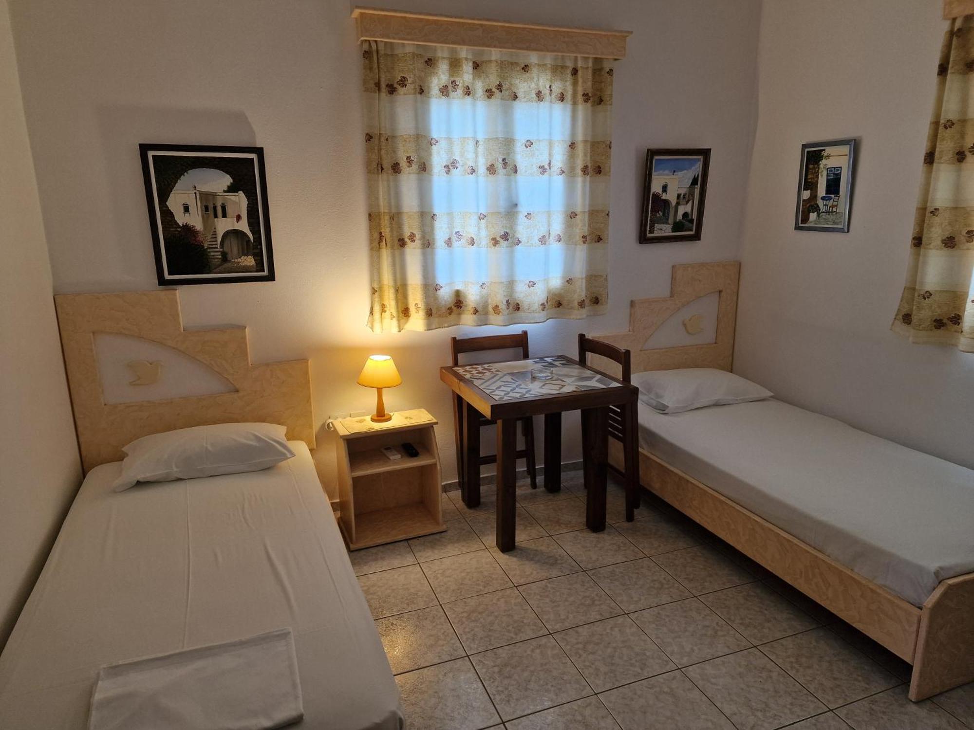 Porto Apergis Aparthotel Agios Ioannis  Exteriör bild