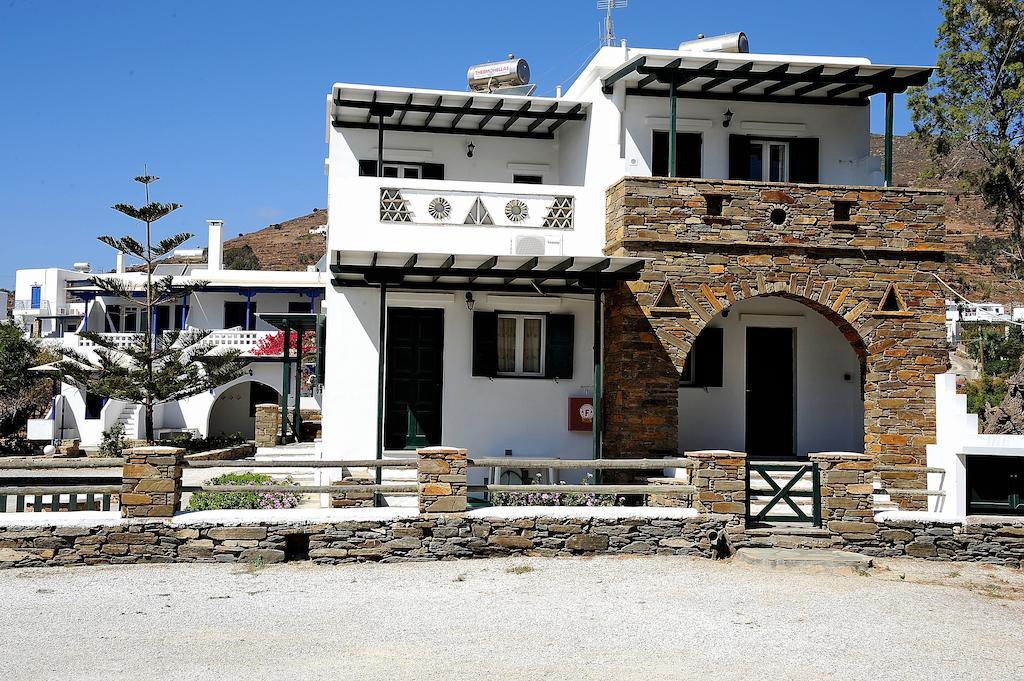 Porto Apergis Aparthotel Agios Ioannis  Exteriör bild